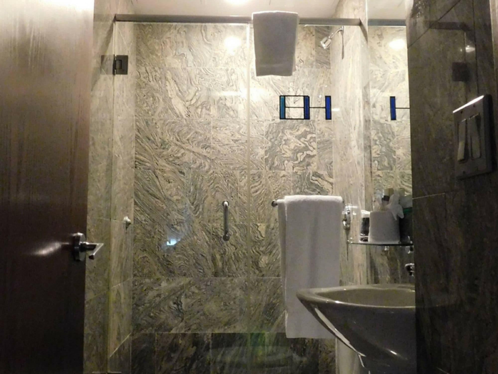 Hotel The Ridge New York Esterno foto
