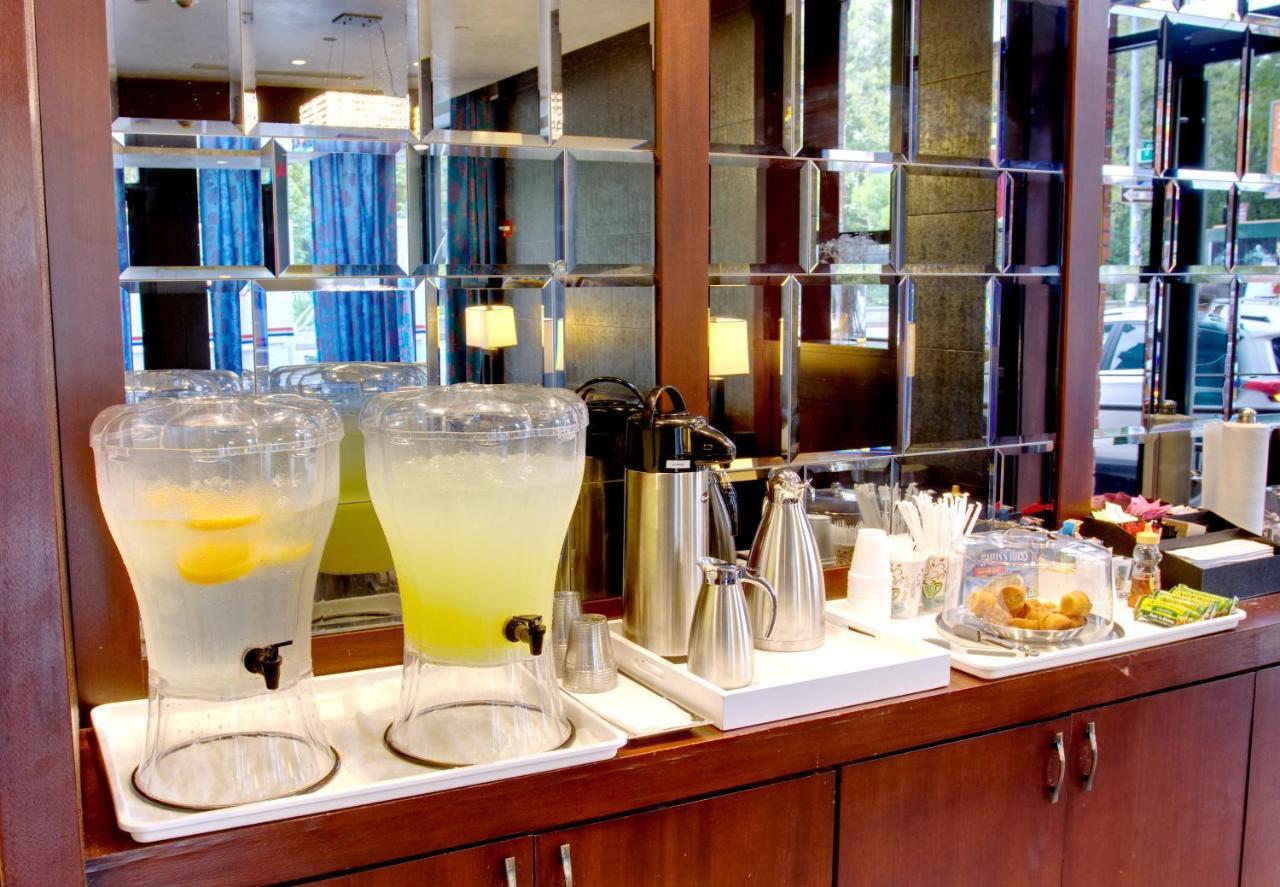 Hotel The Ridge New York Esterno foto